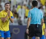 包含CBA常规赛战况：利雅得新月防线稳固，上海申花进攻受阻，王楚钦成最佳的词条